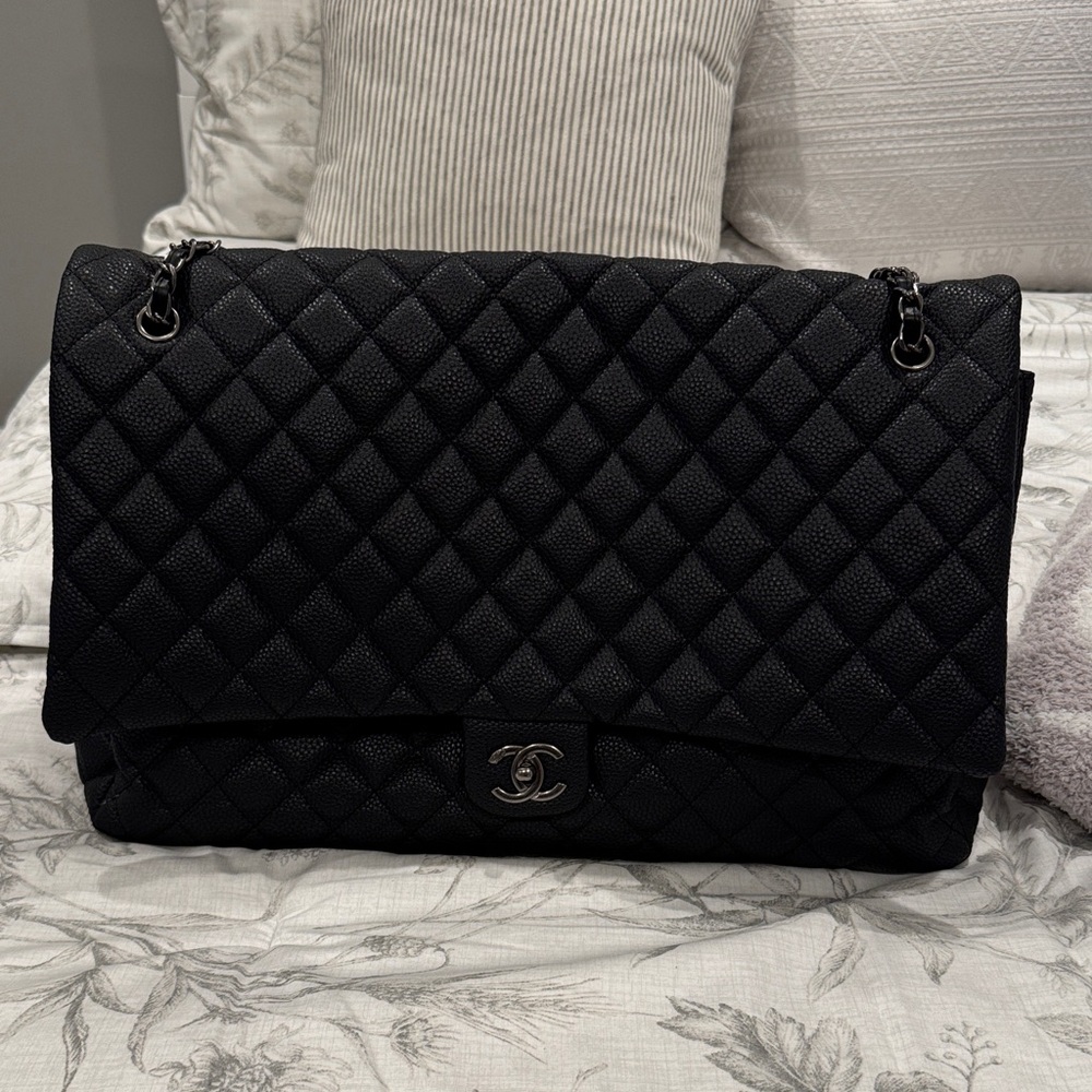 LAST ONE! CC style black quilted travel bag - Picture 6 of 6